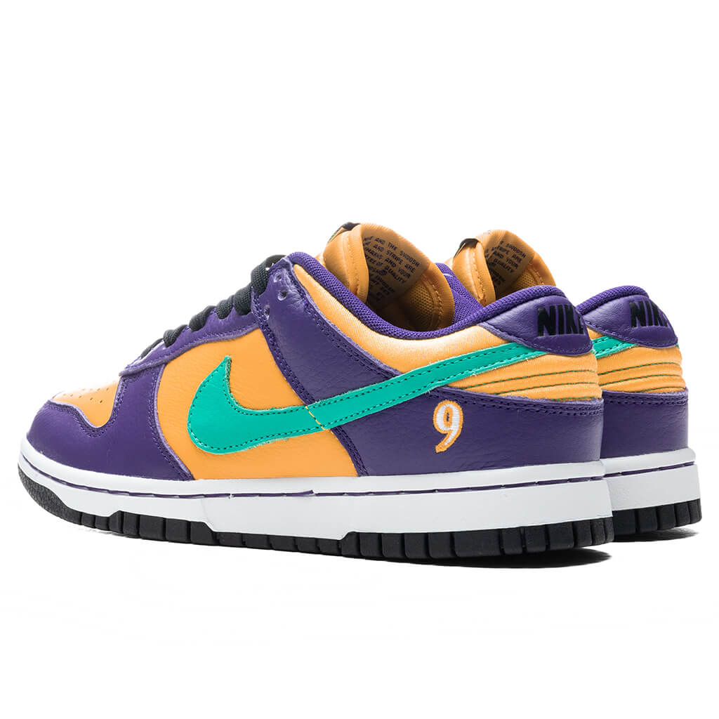 Dunk Low x Lisa Leslie Women's - Court Purple/Clear Emerald - Image 3