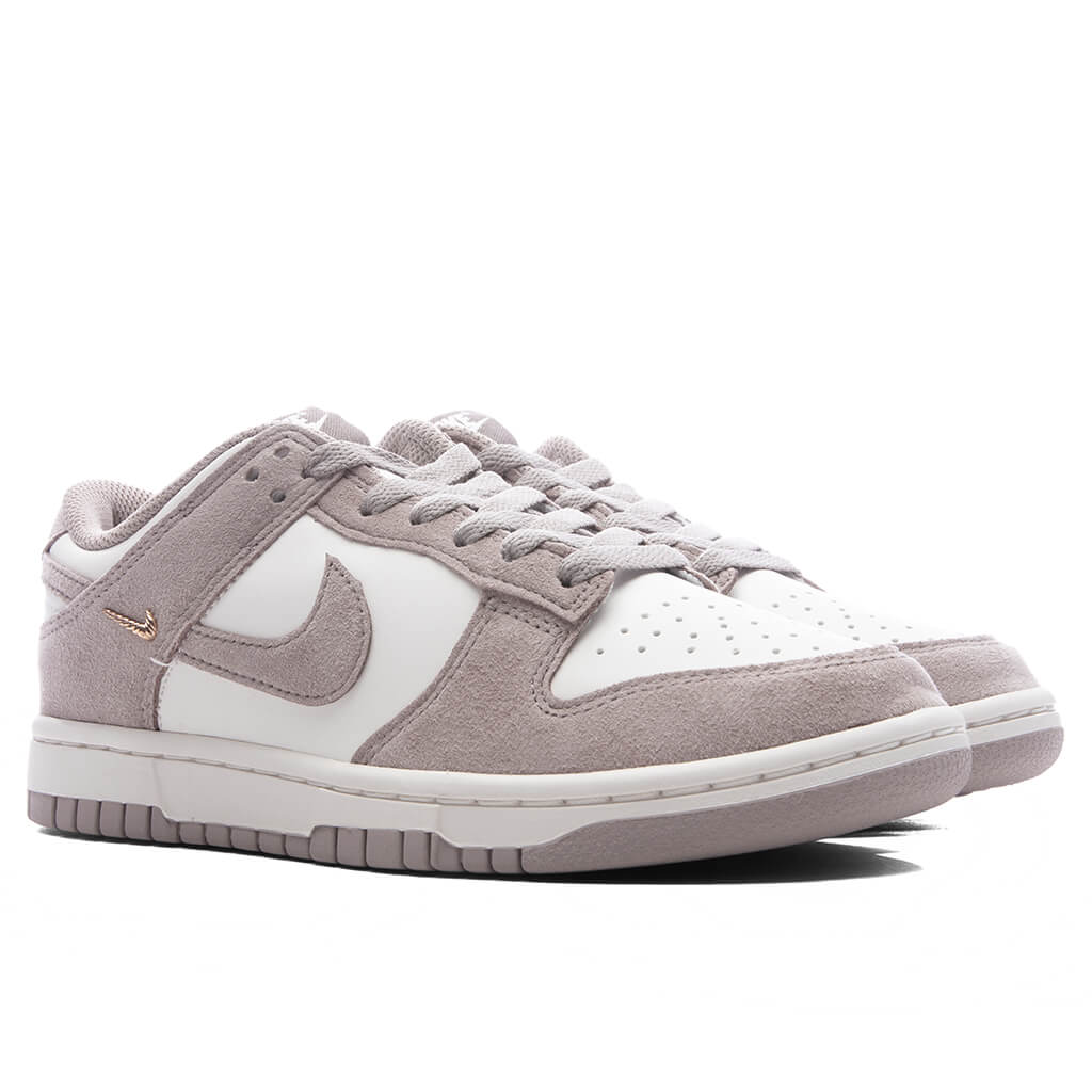 Women's Dunk Low - Sail/Malt/Metallic Gold - Image 2