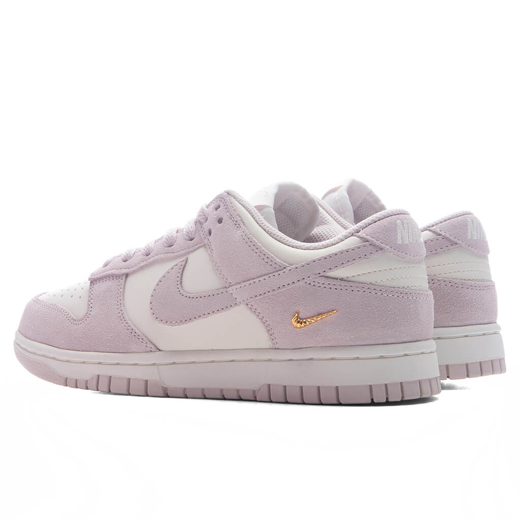Women's Dunk Low SE - Sail/Pearl Pink/White/Metallic Gold - Image 3