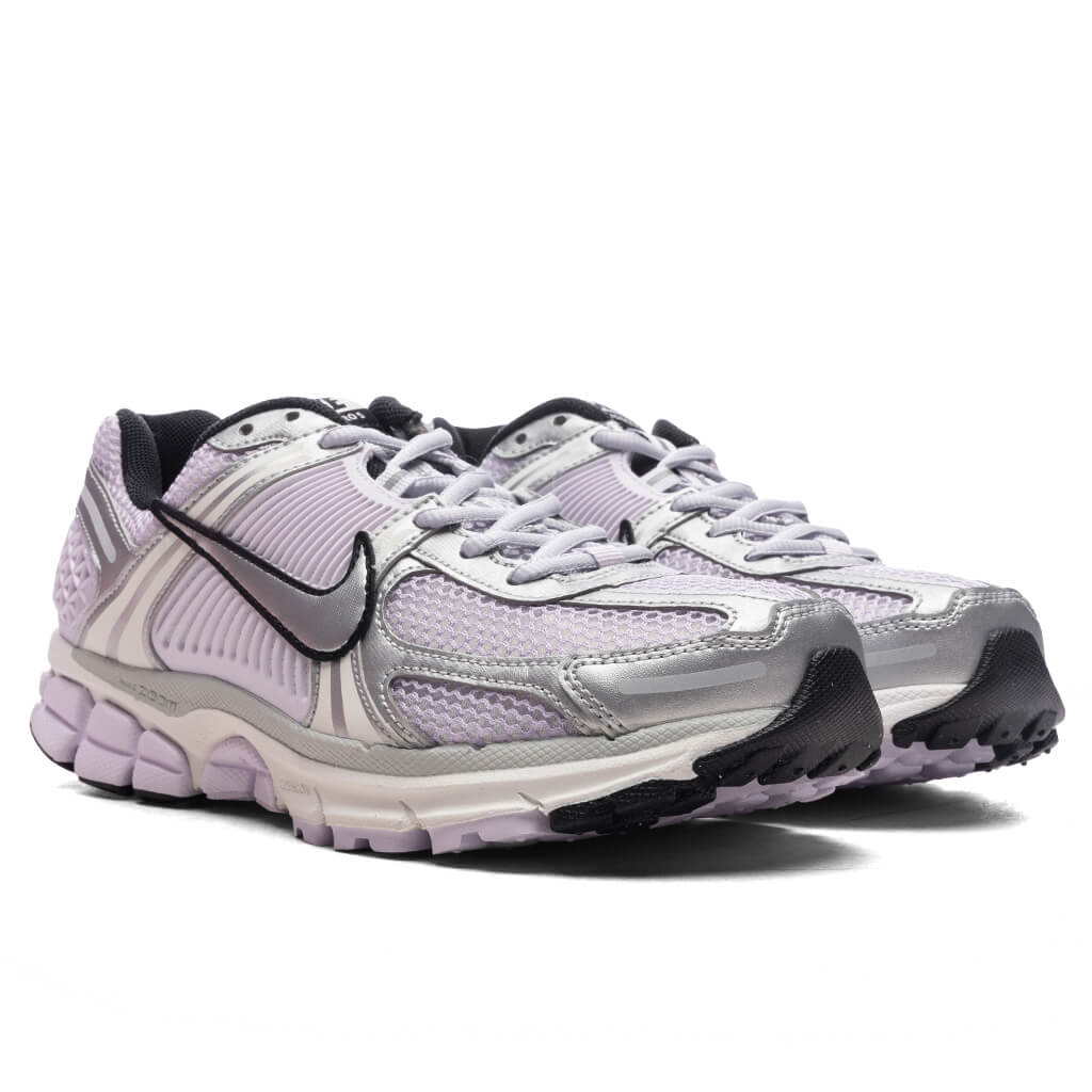 Women's Zoom Vomero 5 - Barely Grape/Metallic Silver/Photon Dust - Image 2