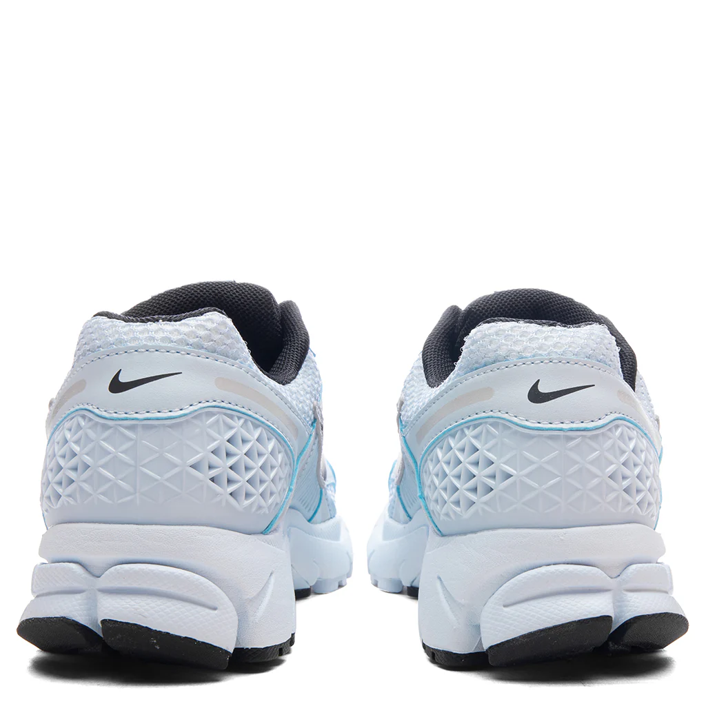 Women's Zoom Vomero 5 - Blue Tint/Black/Platinum Tint - Image 4