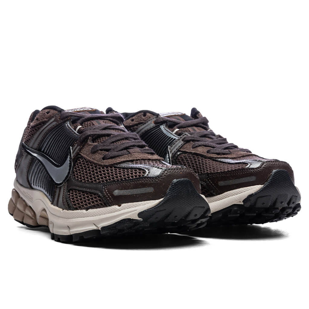 Women's Zoom Vomero 5 - Baroque Brown/Chrome/Light Orewood Brown/Hemp - Image 2
