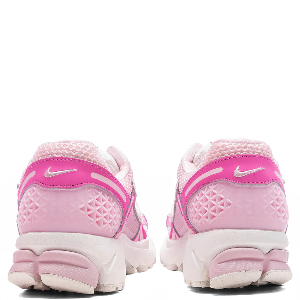 Women's Zoom Vomero 5 - Hyper Pink/Summit White/Pink Foam - Image 4