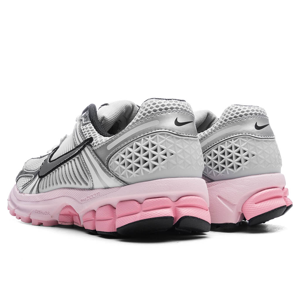 Women's Zoom Vomero 5 - Photon Dust/Metallic Silver/Pink Foam - Image 3