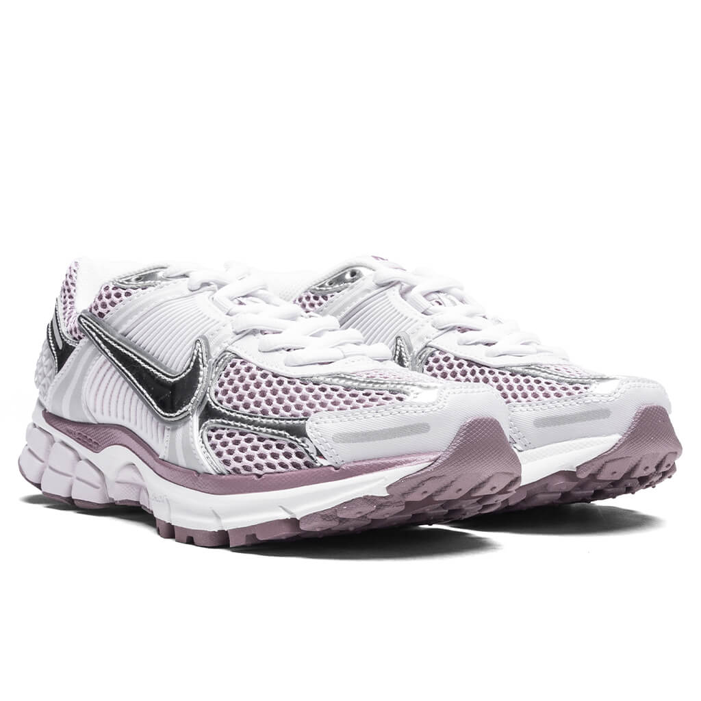 Women's Zoom Vomero 5 - Vast Grey/Metallic Silver - Image 2