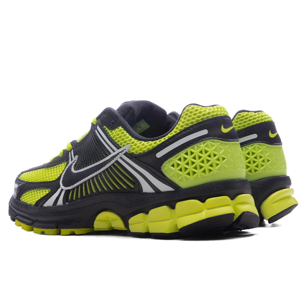 Women's Zoom Vomero 5 - Black/Cyber/Metallic Platinum - Image 3