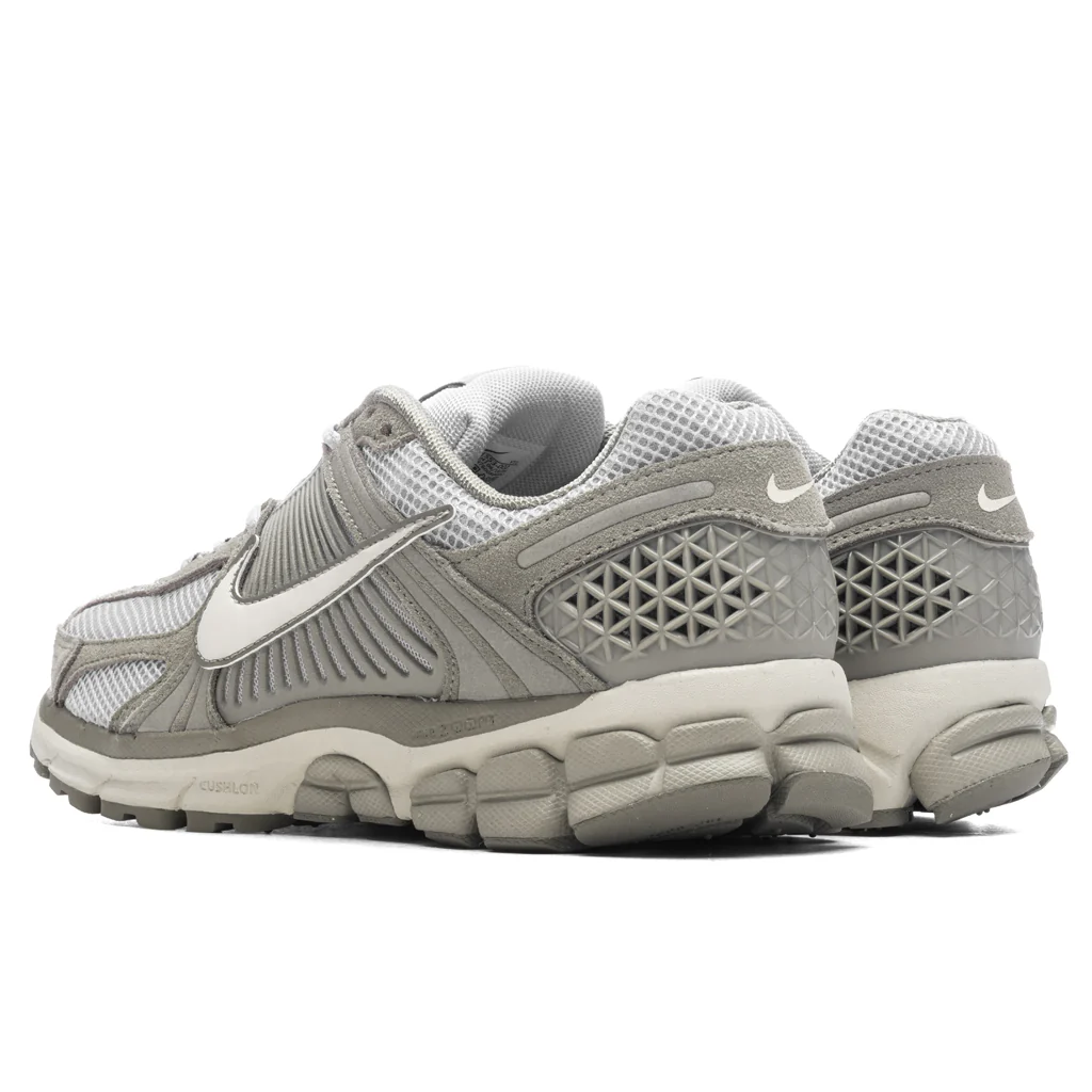 Zoom Vomero 5 - Dark Stucco/Phantom/Light Smoke Grey - Image 3