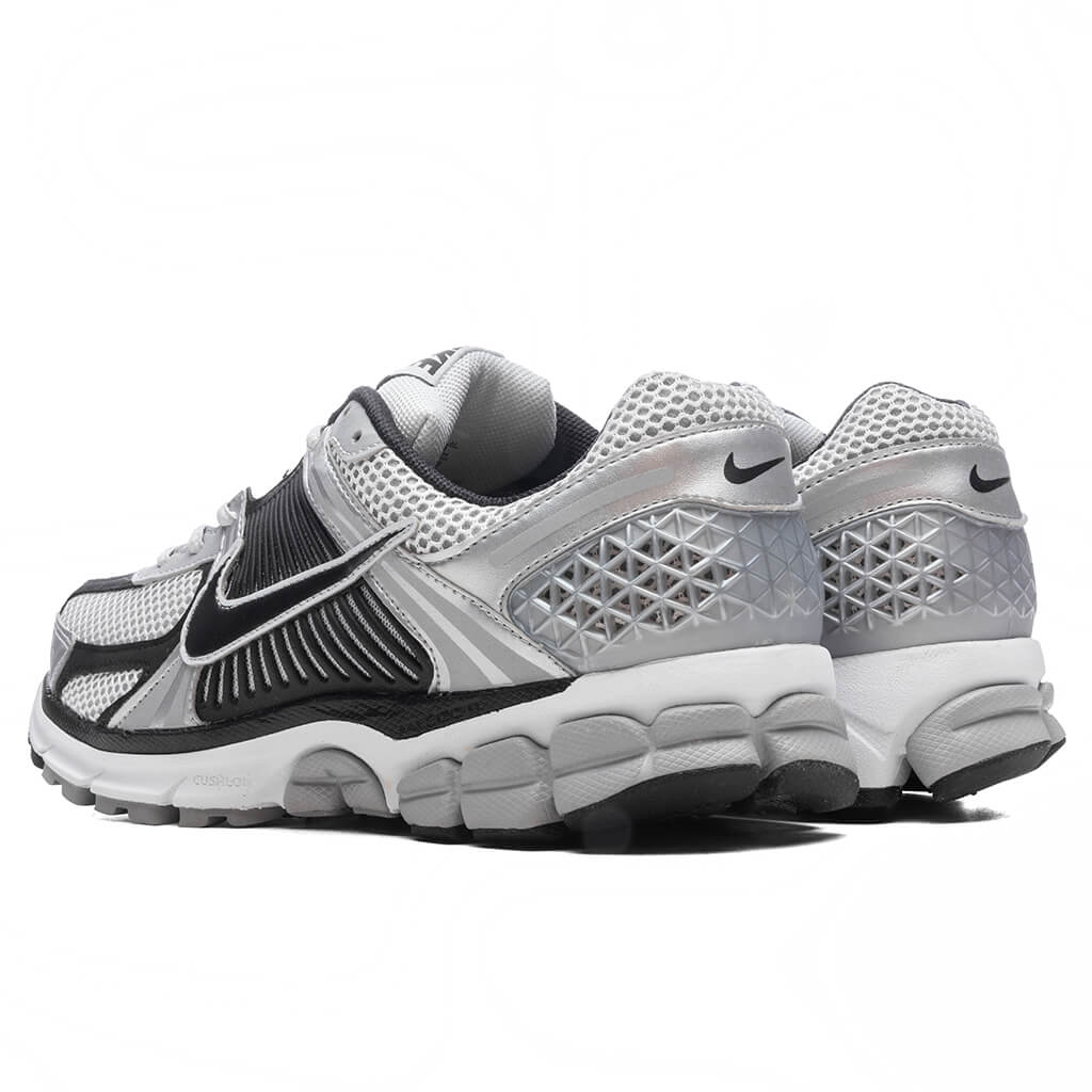 Zoom Vomero 5 - Metallic Silver/Black/Pure - Image 3
