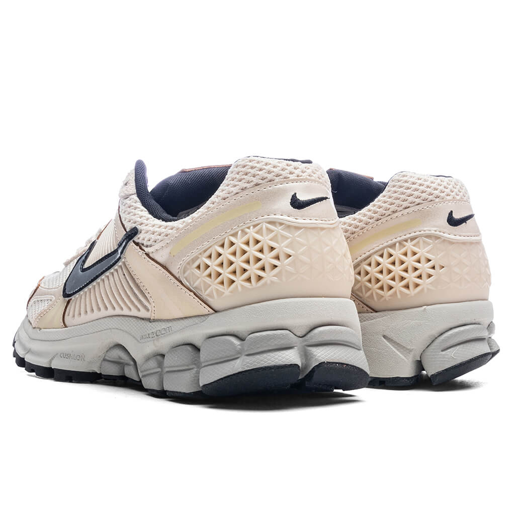 Women's Zoom Vomero 5 - Pearl White/Chrome/Light Bone - Image 3