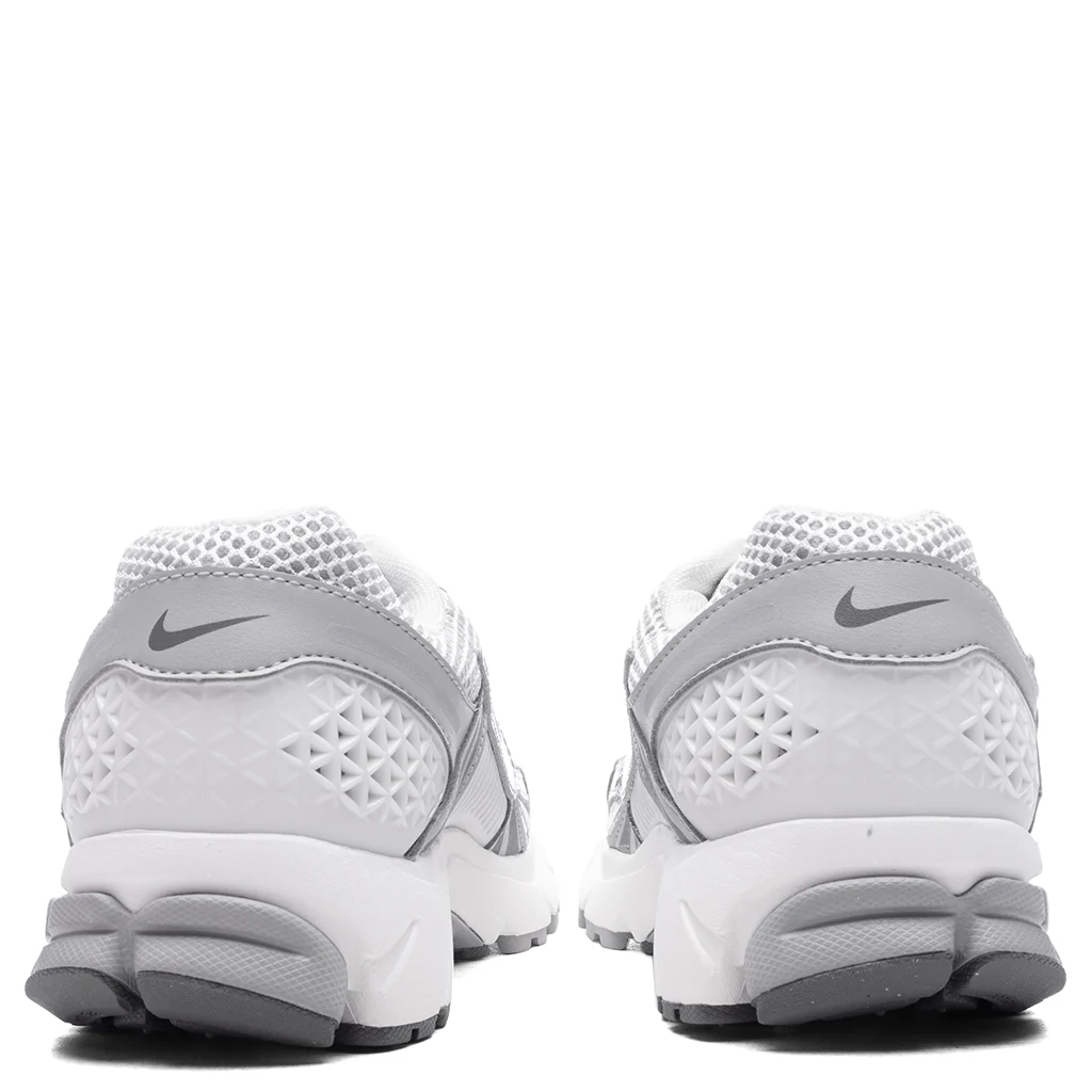 Zoom Vomero 5 - Summit White/Metallic silver - Image 4