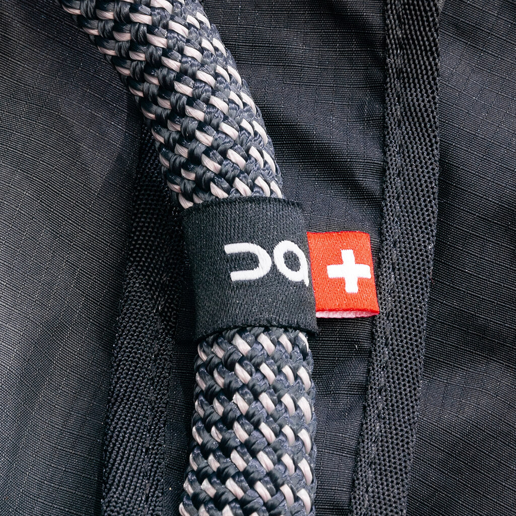 On x IKON Cargo Pack - Magnet/Black - Image 4