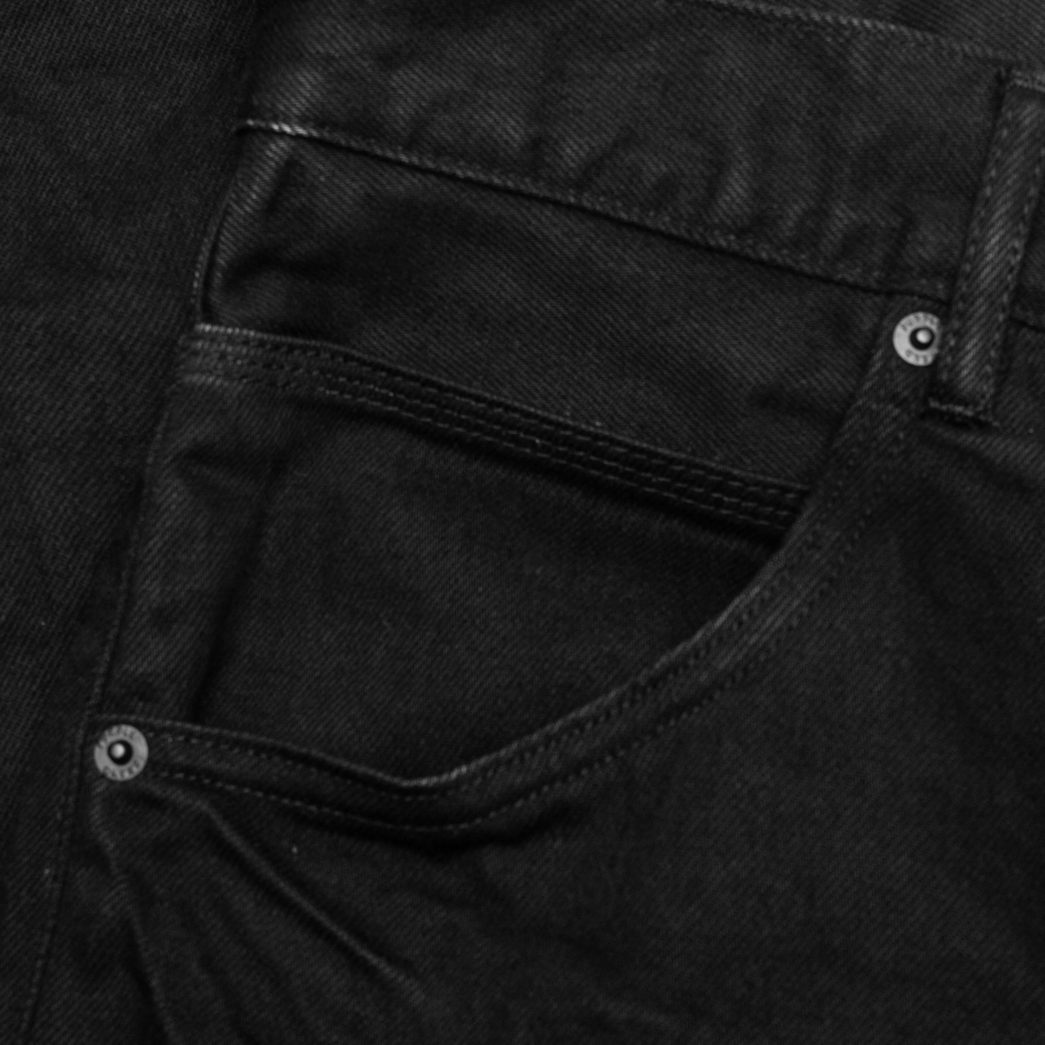 P018 - Black Rinse - Image 4