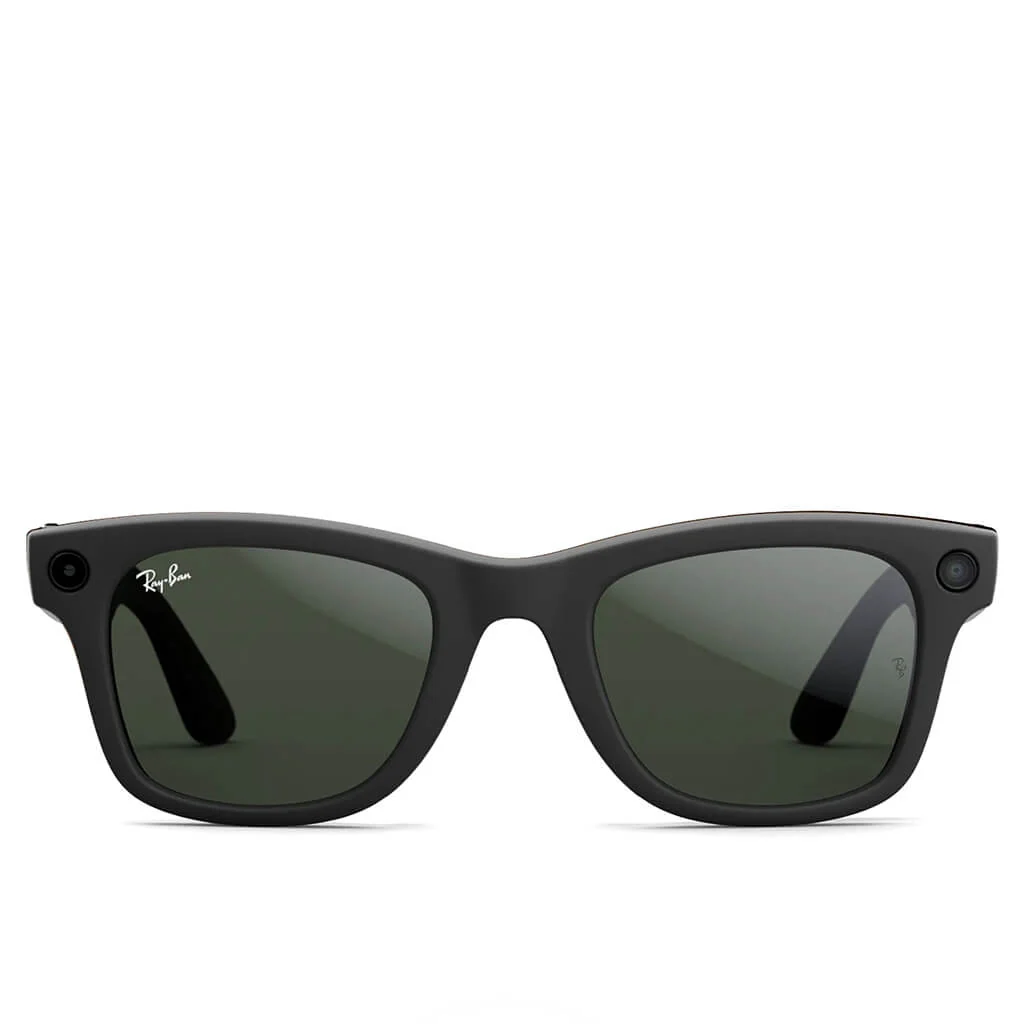 Meta Wayfarer (Large) - Matte Black/Transitions Graphite Green