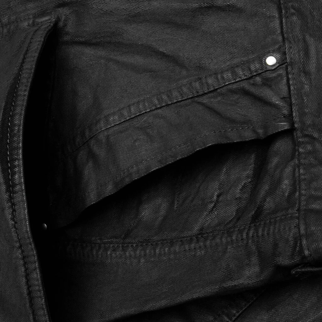 Stefan Cargo Shorts - Black - Image 3