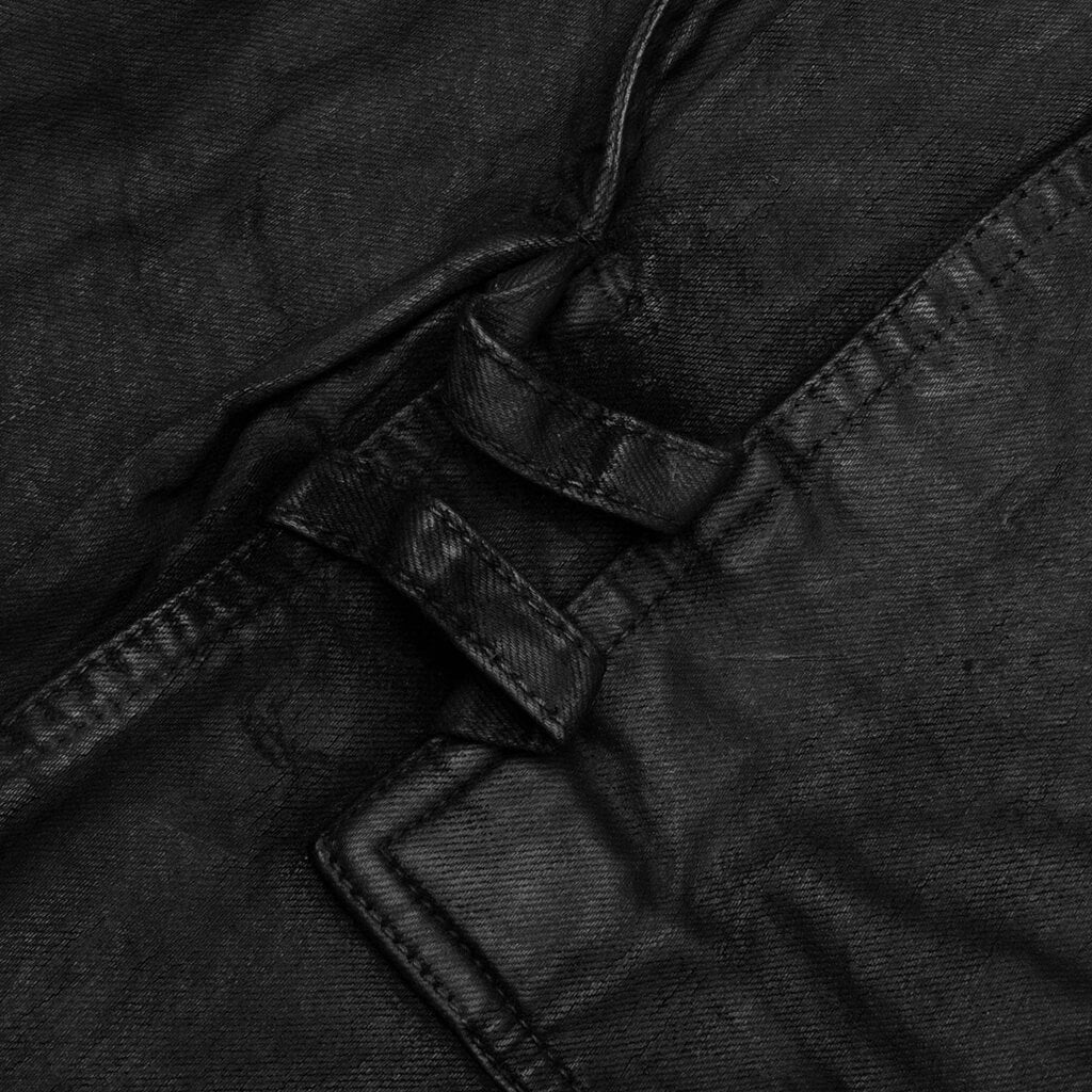 Stefan Cargo Shorts - Black - Image 4