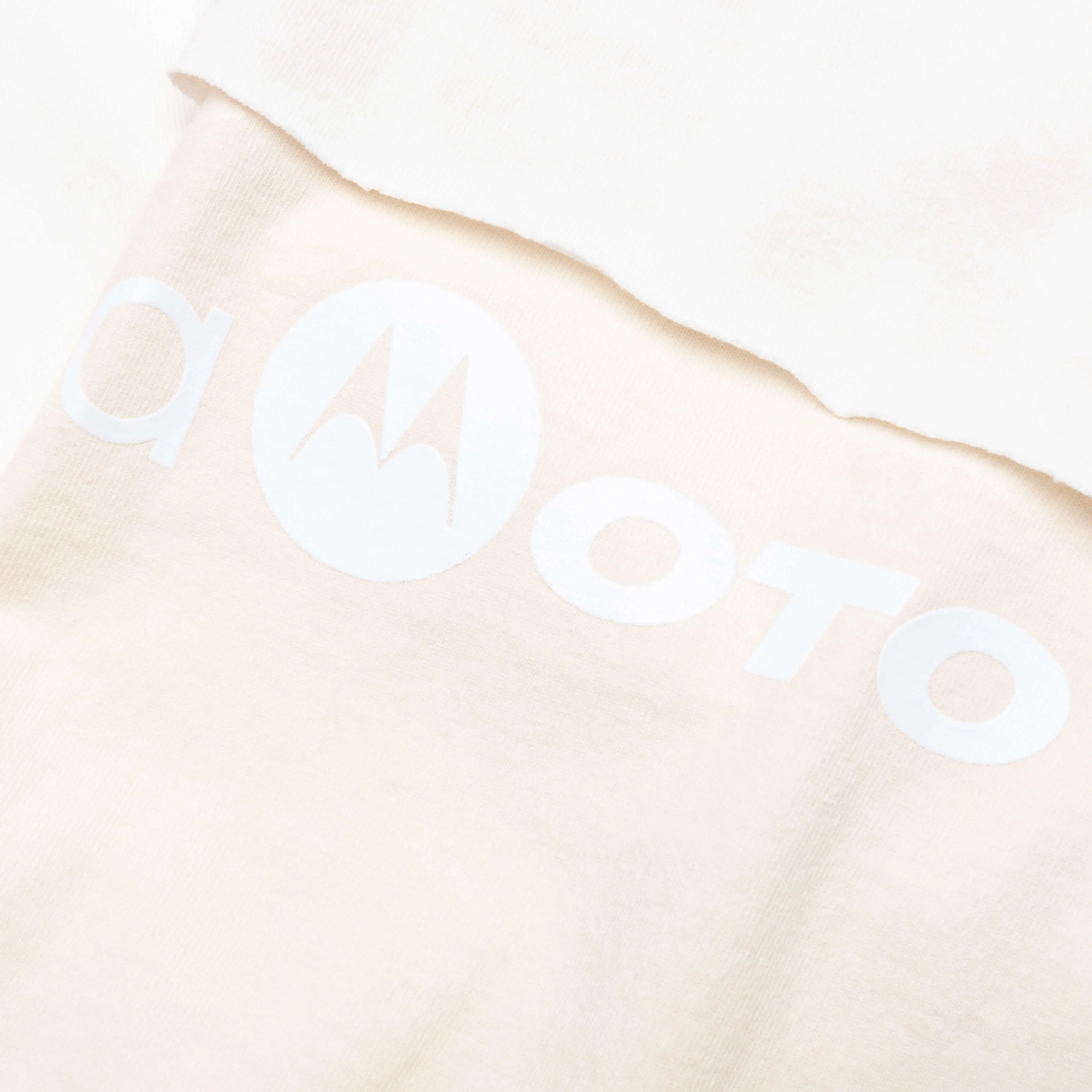 Online Graphic L/S Tee - White - Image 4