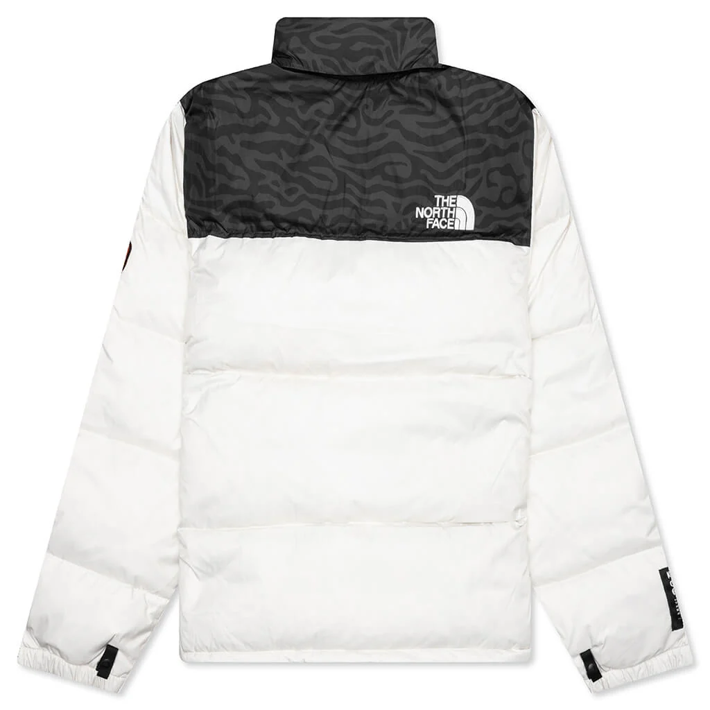 1996 Retro Nuptse Jacket - White Dune - Image 2