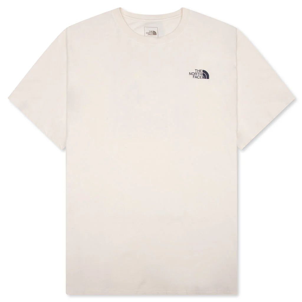 Stay Exploring Regular S/S Tee - White Dune