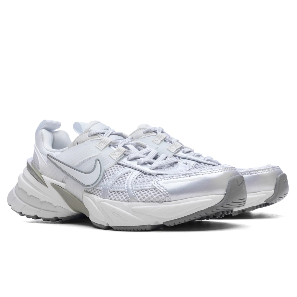 Women's V2K Run - Photon Dust/Light Silver/Summit White - Image 2